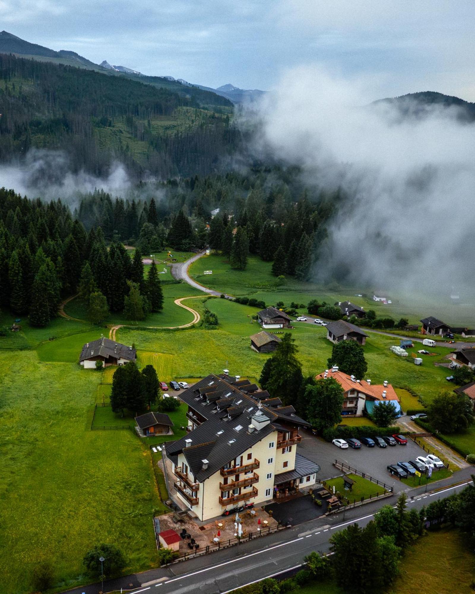 Hotel Bellamonte بريدازو المظهر الخارجي الصورة